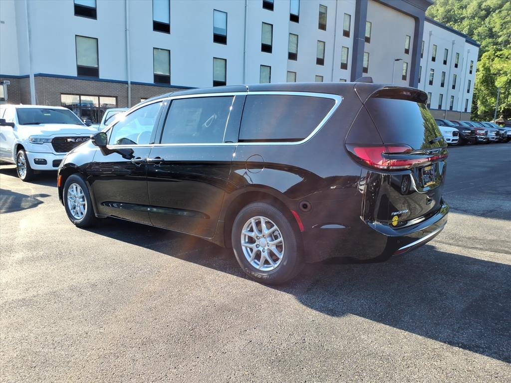 2027 Chrysler Pacifica PACIFICA SELECT