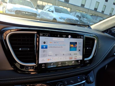 2027 Chrysler Pacifica PACIFICA SELECT