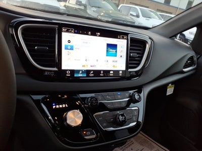 2026 Chrysler Voyager VOYAGER LX