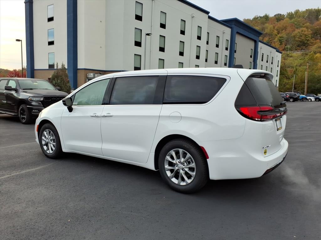 2026 Chrysler Pacifica PACIFICA LIMITED