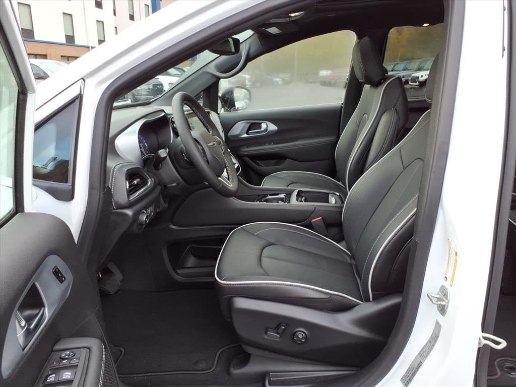 2026 Chrysler Pacifica PACIFICA LIMITED