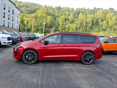 2027 Chrysler Pacifica PACIFICA LIMITED