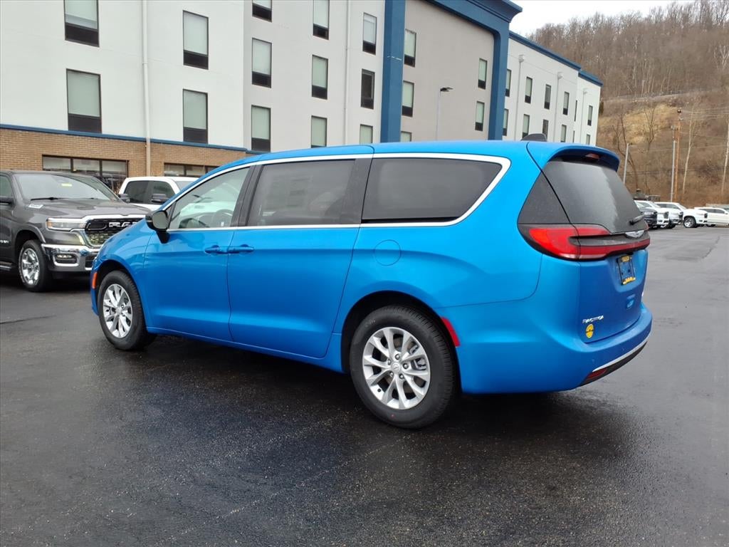 2026 Chrysler Pacifica PACIFICA SELECT AWD