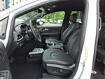 2027 Chrysler Pacifica PACIFICA SELECT AWD