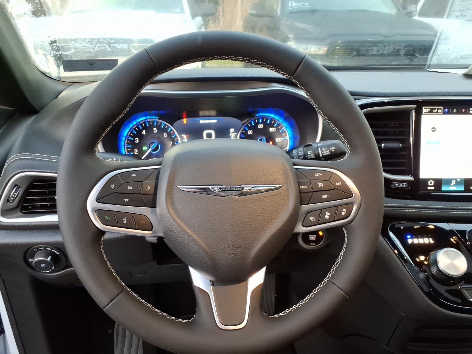 2026 Chrysler Pacifica PACIFICA SELECT AWD