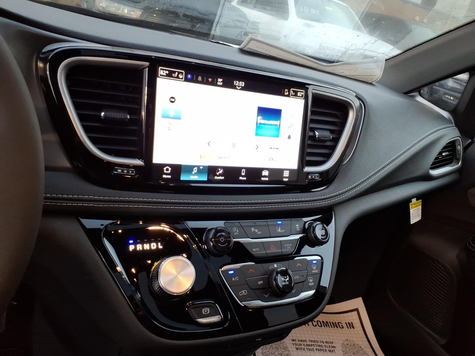 2026 Chrysler Pacifica PACIFICA SELECT AWD