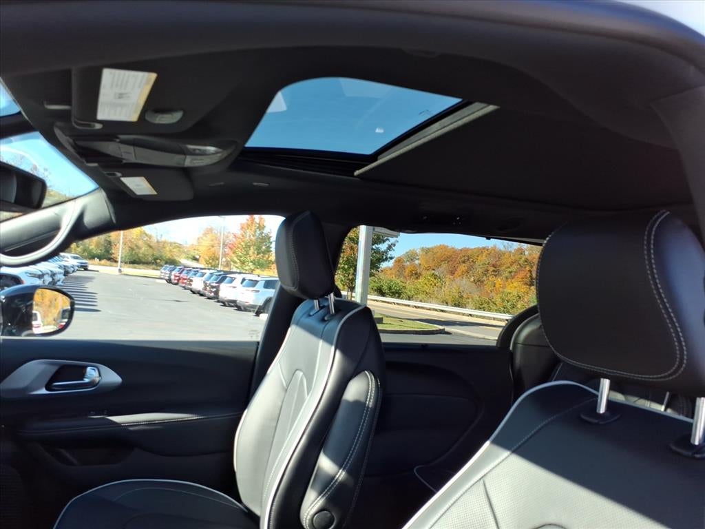 2026 Chrysler Pacifica PACIFICA LIMITED AWD