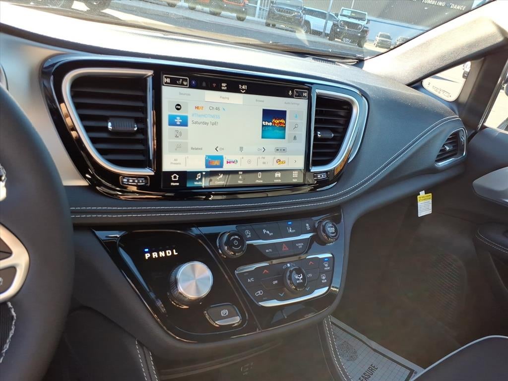 2026 Chrysler Pacifica PACIFICA LIMITED AWD