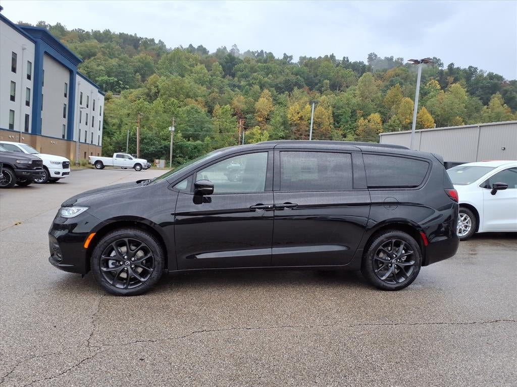 2026 Chrysler Pacifica PACIFICA LIMITED AWD