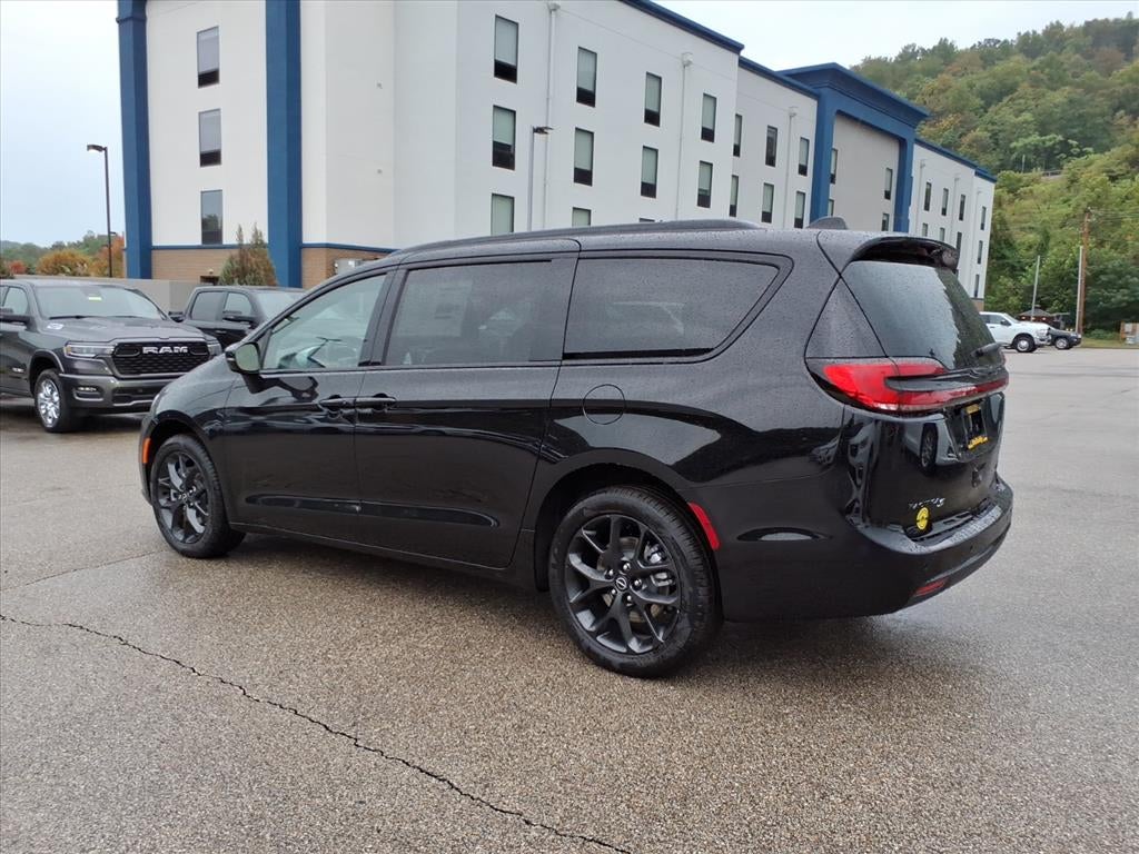 2026 Chrysler Pacifica PACIFICA LIMITED AWD