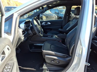 2026 Chrysler Pacifica PACIFICA LIMITED AWD