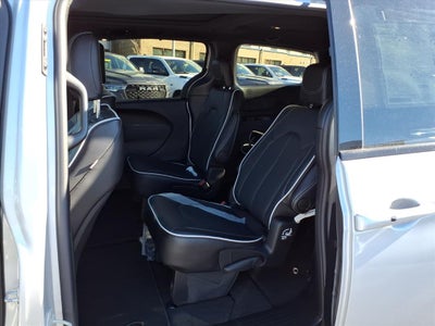 2026 Chrysler Pacifica PACIFICA LIMITED AWD