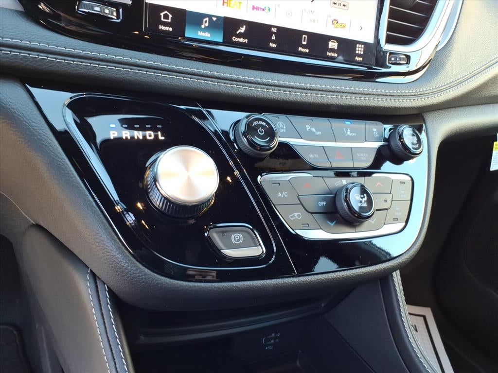 2026 Chrysler Pacifica PACIFICA LIMITED AWD