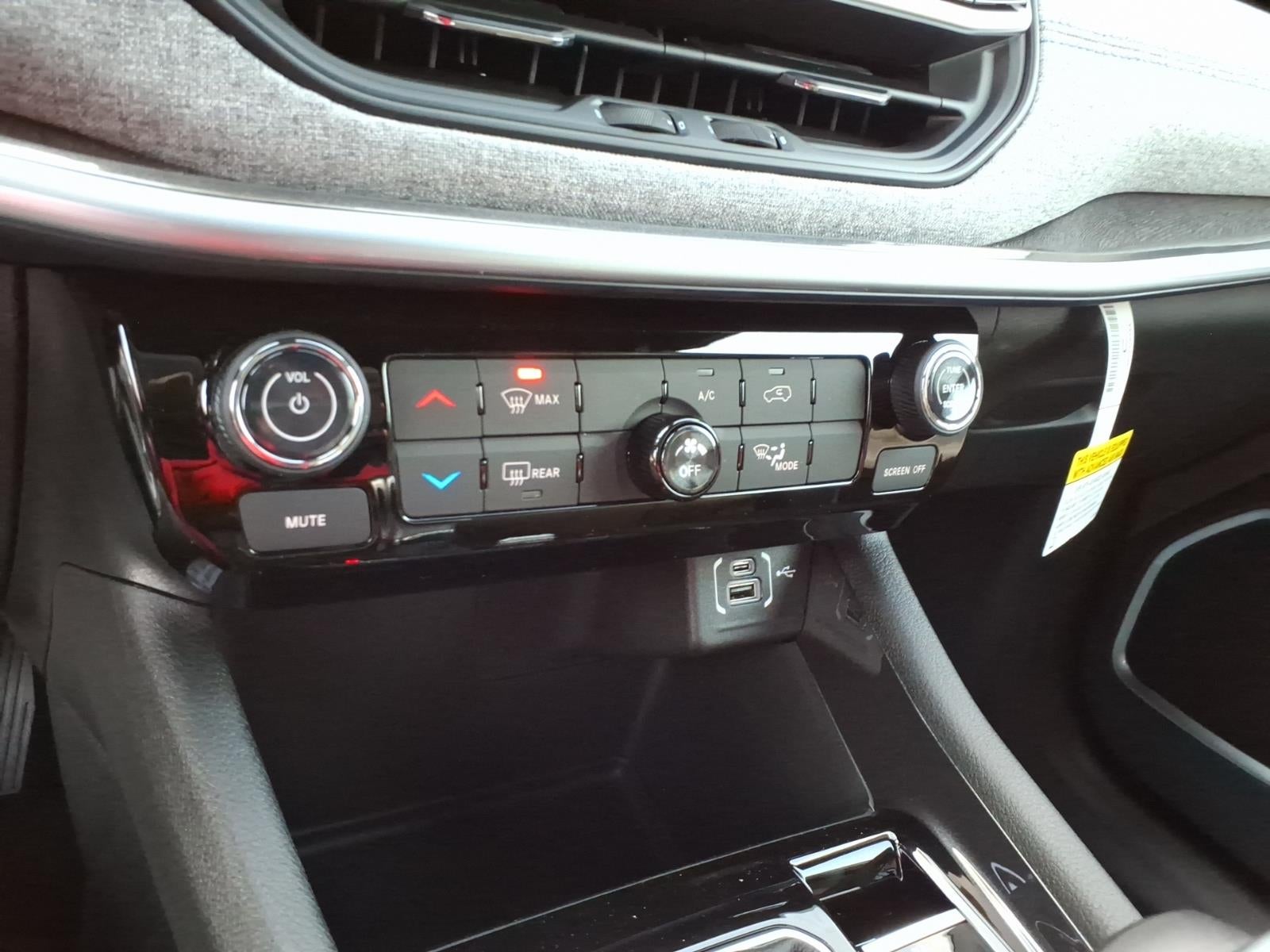 2026 Jeep Compass COMPASS LATITUDE 4X4