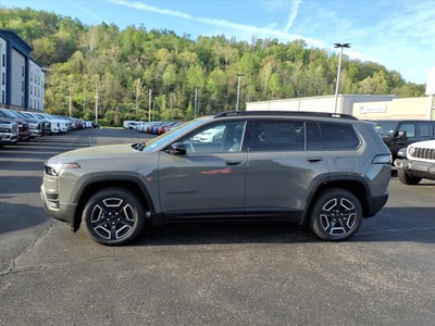 2026 Jeep Cherokee CHEROKEE LAREDO 4X4