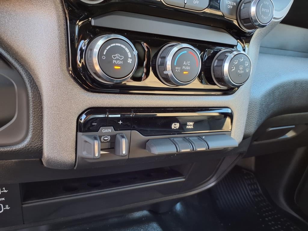 2025 RAM Ram 2500 RAM 2500 TRADESMAN CREW CAB 4X4 6'4' BOX