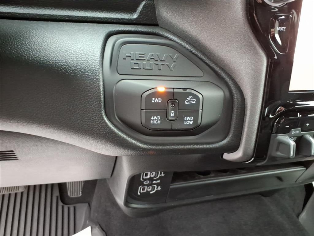2026 RAM Ram 2500 RAM 2500 WARLOCK CREW CAB 4X4 6'4' BOX