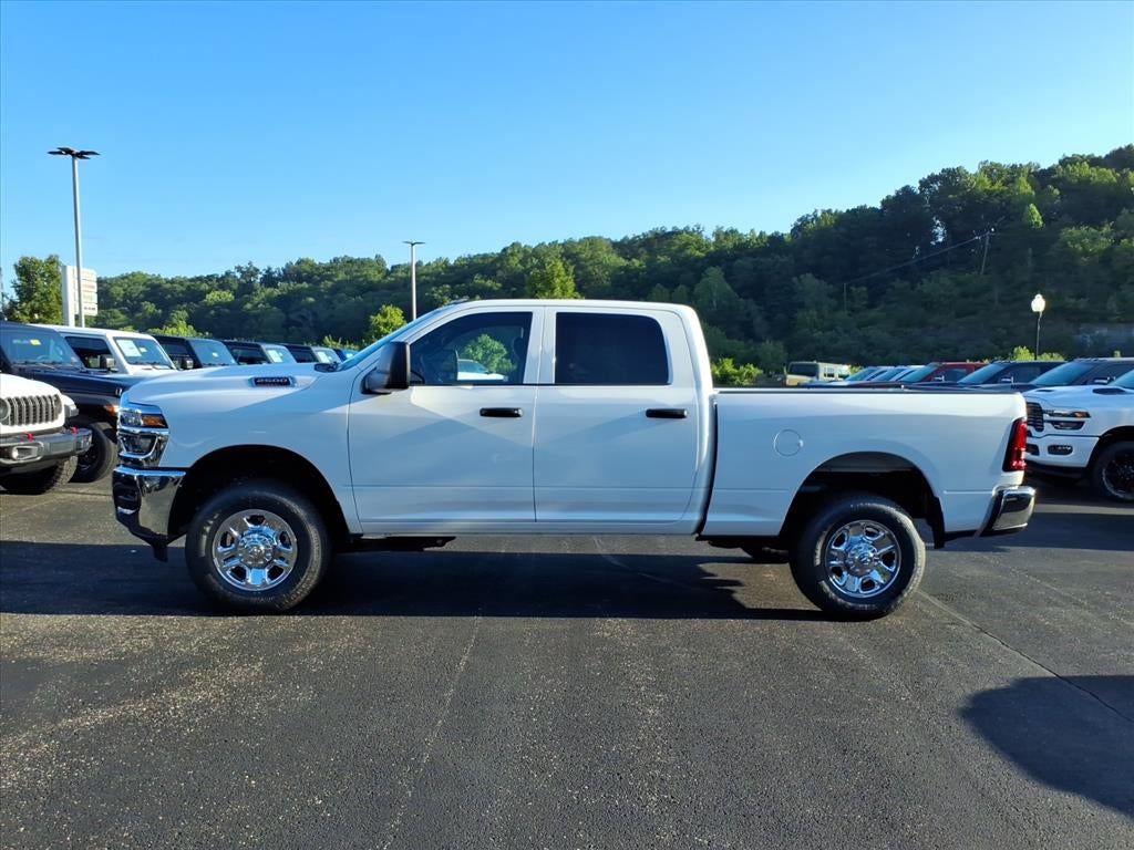 2026 RAM 2500 RAM 2500 TRADESMAN CREW CAB 4X4 6'4' BOX