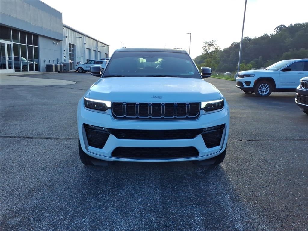 2026 Jeep Grand Cherokee Summit