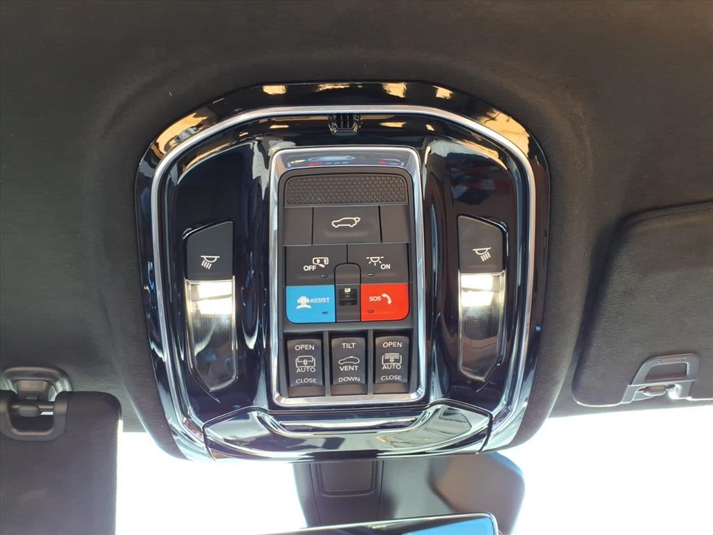 2025 Jeep Grand Cherokee L Summit Reserve