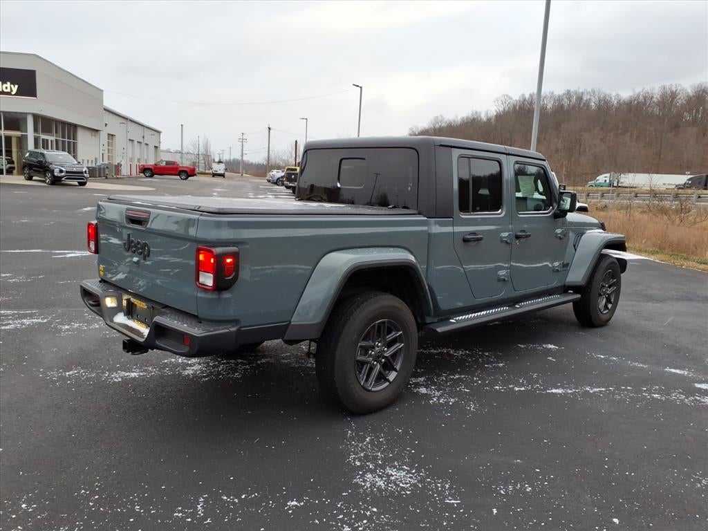 2024 Jeep Gladiator Sport S