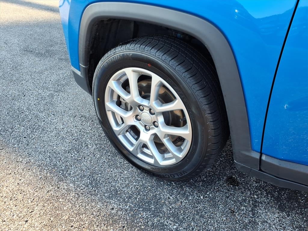 2023 Jeep Compass Latitude Lux