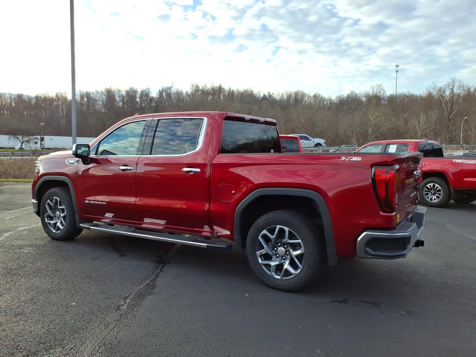 2023 GMC Sierra 1500 SLT