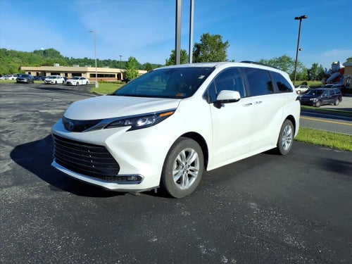 2024 Toyota Sienna XLE