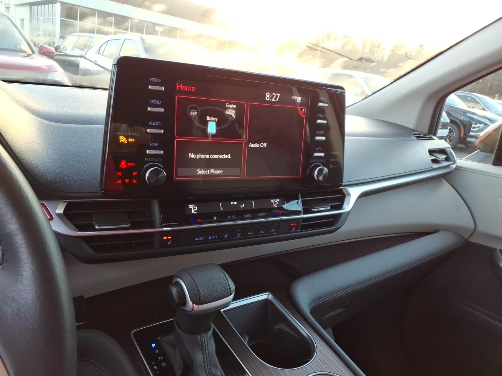 2024 Toyota Sienna XLE