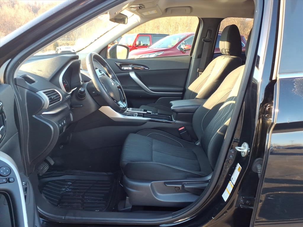 2020 Mitsubishi Eclipse Cross Base