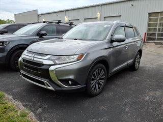 2019 Mitsubishi Outlander SE