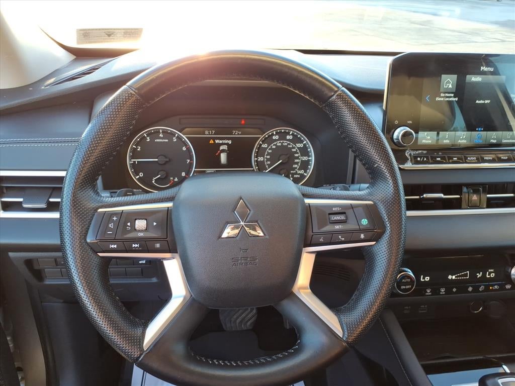 2023 Mitsubishi Outlander SE