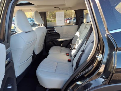 2025 Mitsubishi Outlander Platinum Edition