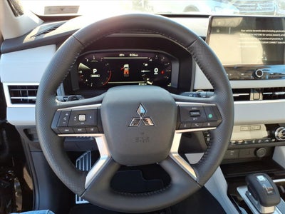 2025 Mitsubishi Outlander Platinum Edition