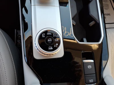 2025 Mitsubishi Outlander Platinum Edition