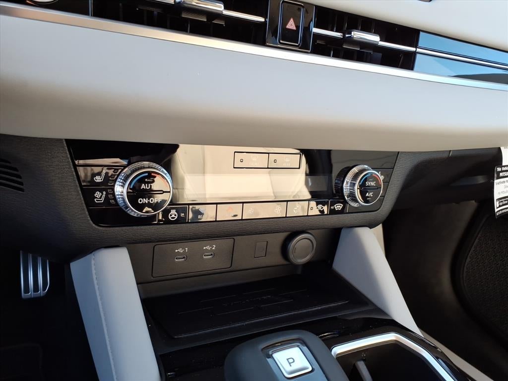 2025 Mitsubishi Outlander Platinum Edition