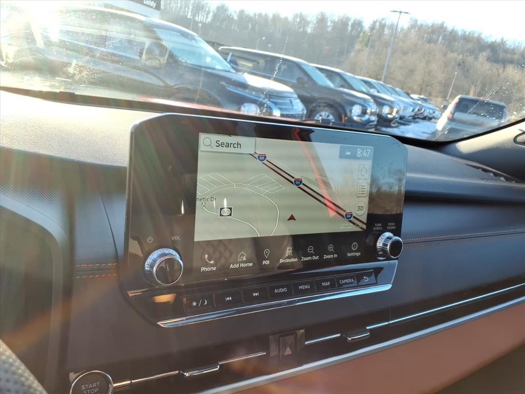 2024 Mitsubishi Outlander Base