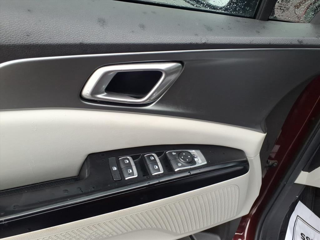 2022 Kia Carnival LXS
