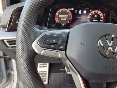 2025 Volkswagen Golf GTI SE