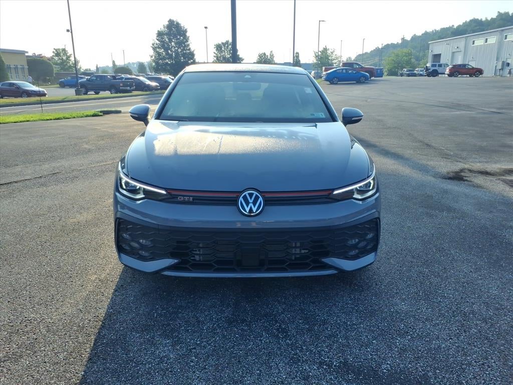 2025 Volkswagen Golf GTI SE